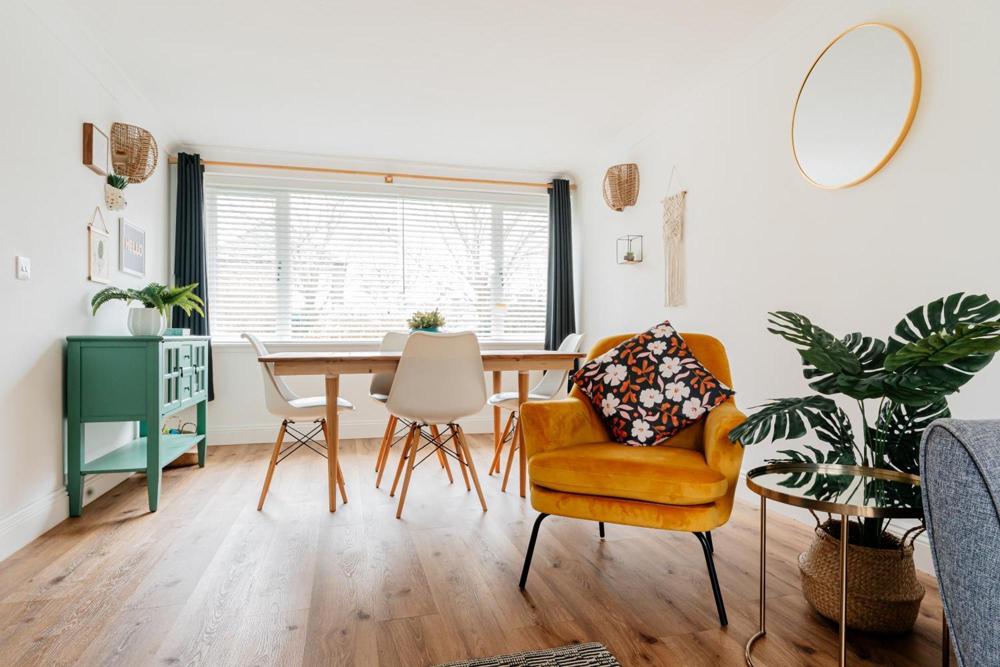 Refurbished Town Centre Apartment 스트렛포드-어폰-에이본 외부 사진